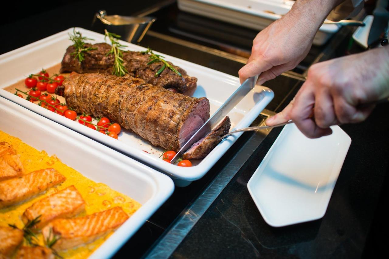 Kharkiv Palace Hotel Ngoại thất bức ảnh